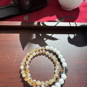 Earth Forges Gold · Destiny Returns to Its Origin A sacred treasure for those favored by the Metal element, crafted to awaken fortune.